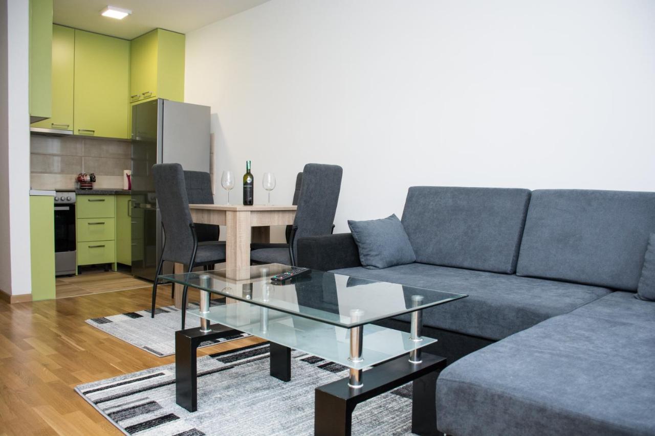 Apartamento Stan Na Dan Doboj Exterior foto